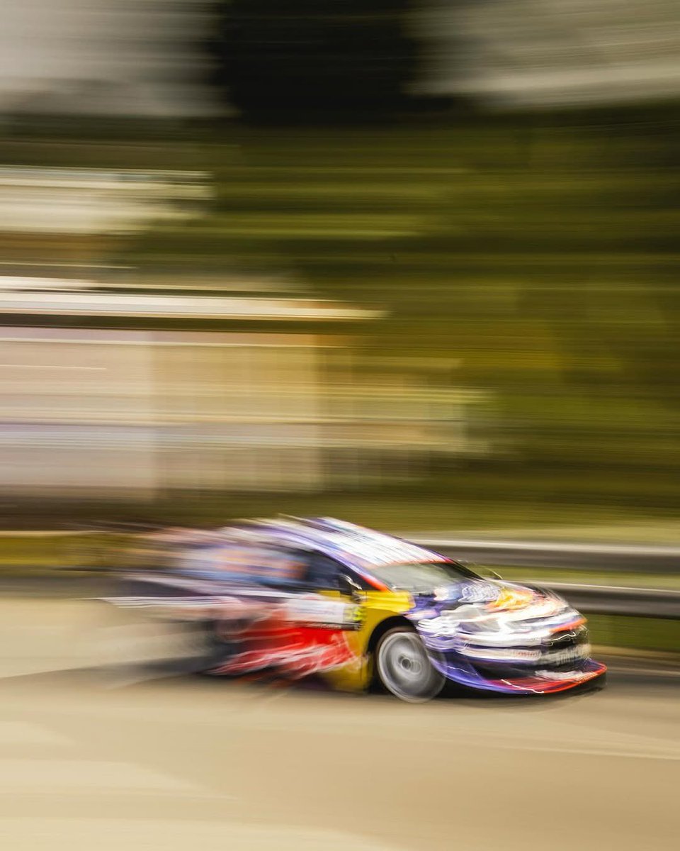 SplitTimeRally's tweet photo. 🚨 SS7 is LIVE!
Moya – Gáldar 1 (24,09 km) is underway! First cars on the stage!
#WRC #RallyIslasCanarias #RallySpain #WRCLive #FIAWRC #GranCanaria #TarmacRally #StageLive #ToyotaGazooRacing #HyundaiMotorsport #MSport #CitroenRacing #Rally1 #Rally2 #WRC2025 https://t.co/FnqfMtXbxv