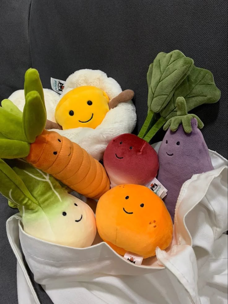 only cute things tweet media