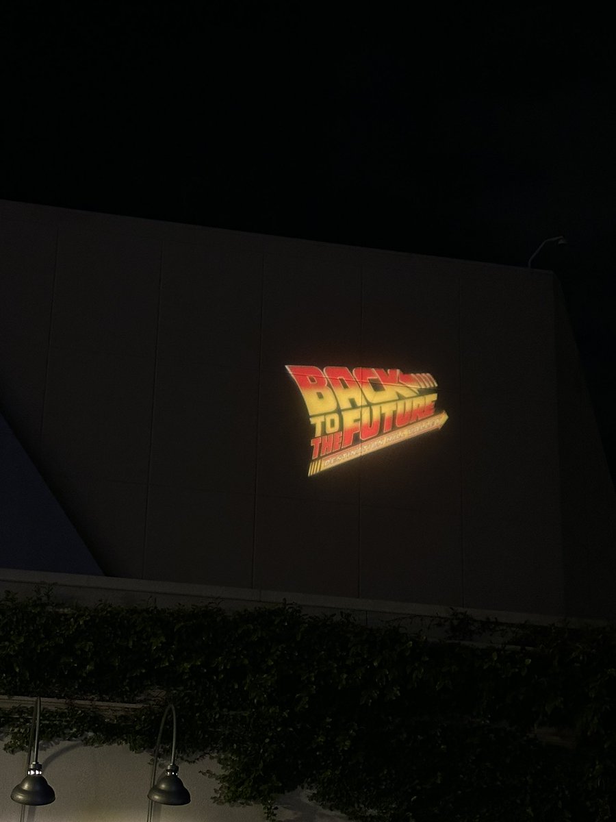 ThemeParkShark's tweet photo. I never thought I would see the Back to the Future logo BACK on the Institute of Future Technology! Nature is healing this is awesome lol https://t.co/O9H2RtaTc9