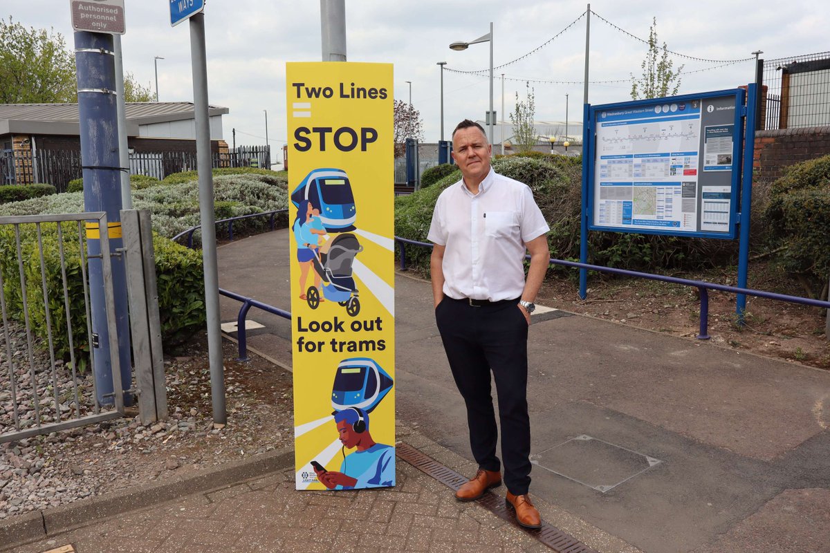 WMmetro's tweet photo. News Alert!
We’ve joined the national #TwoLinesSTOP initiative to raise awareness and reduce pedestrian-tram incidents.

📍Watch out for the signs across the network starting next week!

Read the story: https://t.co/pdHsRHXe4V

#StayAlert #MetroSafety #TwoLinesSTOP @lightrailssb https://t.co/bcEUgEH8N6