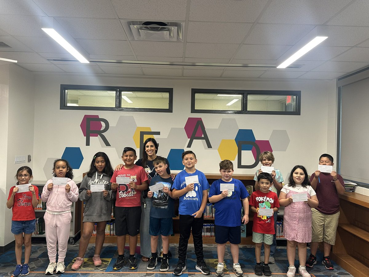 🌟🏆 Kudos to our exceptional Positive Referral winners this week! 🎉 

Your commitment to always doing your “Bobcat Best” shines brightly at McInnis Elementary. Keep up the fantastic work! 👏🐾 

#TeamMcInnis ❤️💙