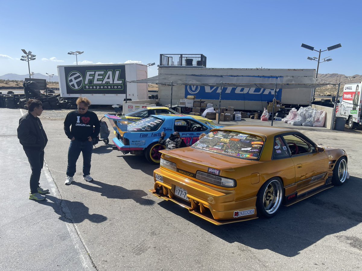 originlabo's tweet photo. LAより

こちらは、練習日かな？
みんな楽しそうにやってますね～～～～
Let’s Enjoy!!!

#ORIGIN #ORIGINLABO #THRASHRACING #BAI #CHUNKYBAI #BWEST https://t.co/vogHiHoJHW