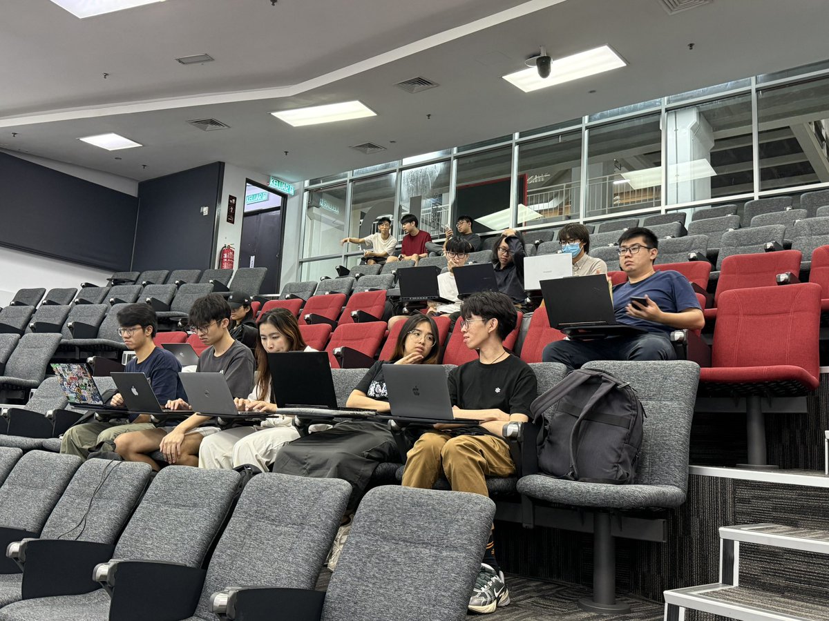 JNHNG4's tweet photo. Just wrapped up Gaia Talks: Why Decentralization Matters in AI yesterday!Incredible conversations, fresh perspectives, and a whole lot of mind-expanding ideas. Thanks to everyone who showed up and contributed! The future of AI is decentralized!
#GaianetAI #AI #Web3 https://t.co/GBU3tA3lwC
