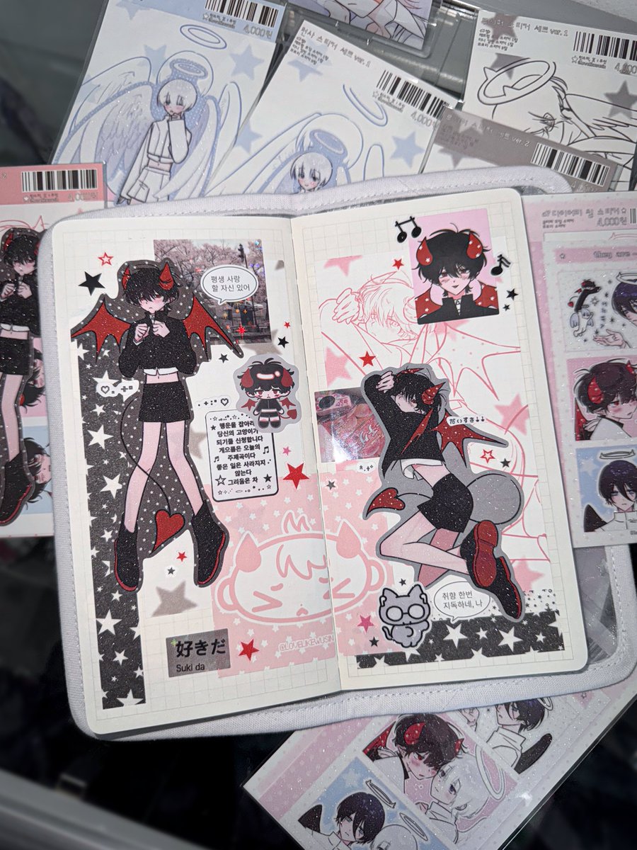 💣

동화림 팝업도 오늘이 마지막이네요!
끝까지 잘 부탁드립니다..🩶🖤