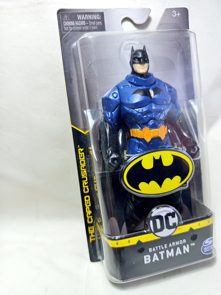 Batman Battle Armor (Spin Master, 2020).

Varian warna biru.

Rp85.000.