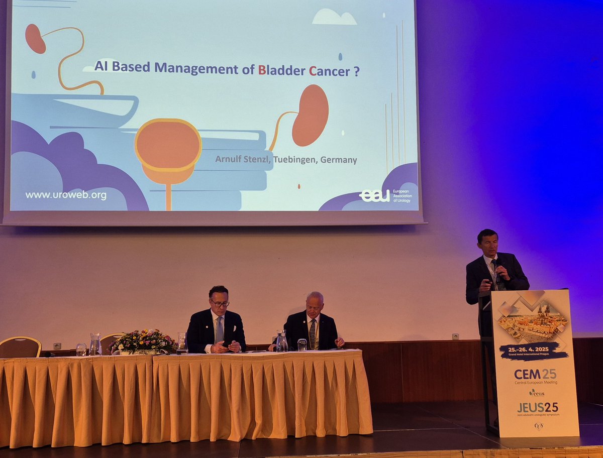 Milan Hora (@milanhoraplzen) on Twitter photo Lecture of <a href="/Uroweb/">European Association of Urology (EAU)</a> on Central European Meeting of urologists #CEM25 in Prague delivered by secretary general <a href="/AStenzl/">Arnulf Stenzl</a>. <a href="/CUS_CLS_JEP/">ČUS #uroczech</a> #uroczech Lecture of <a href="/Uroweb/">European Association of Urology (EAU)</a> on Central European Meeting of urologists #CEM25 in Prague delivered by secretary general <a href="/AStenzl/">Arnulf Stenzl</a>. <a href="/CUS_CLS_JEP/">ČUS #uroczech</a> #uroczech