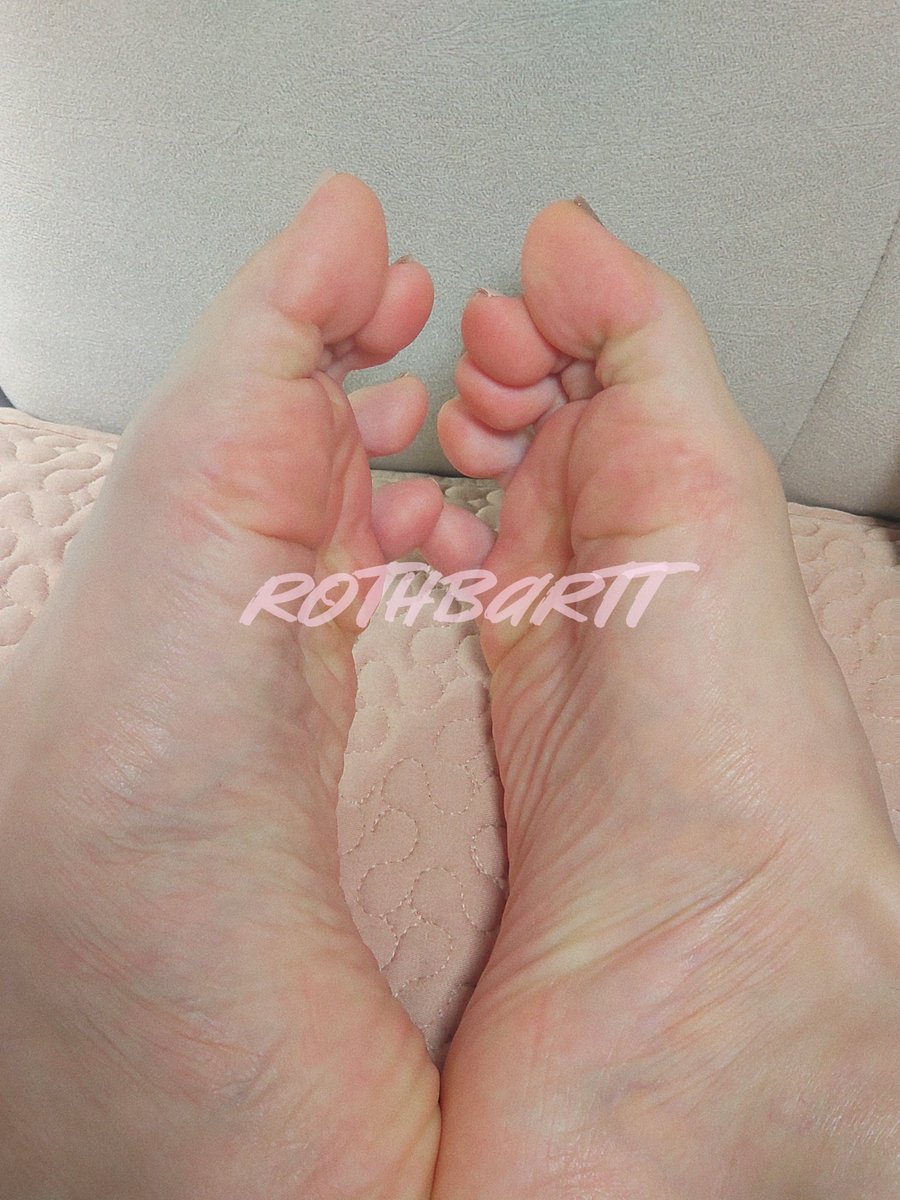 rothbartt1's tweet photo. #裸足 #男娘 #可爱的男孩子 #伪娘 #女装大佬
需要用餐的宝宝取号排队哦
妈妈的味道包你喜欢🥰🥰🥰 https://t.co/OV2Vs0hE5g