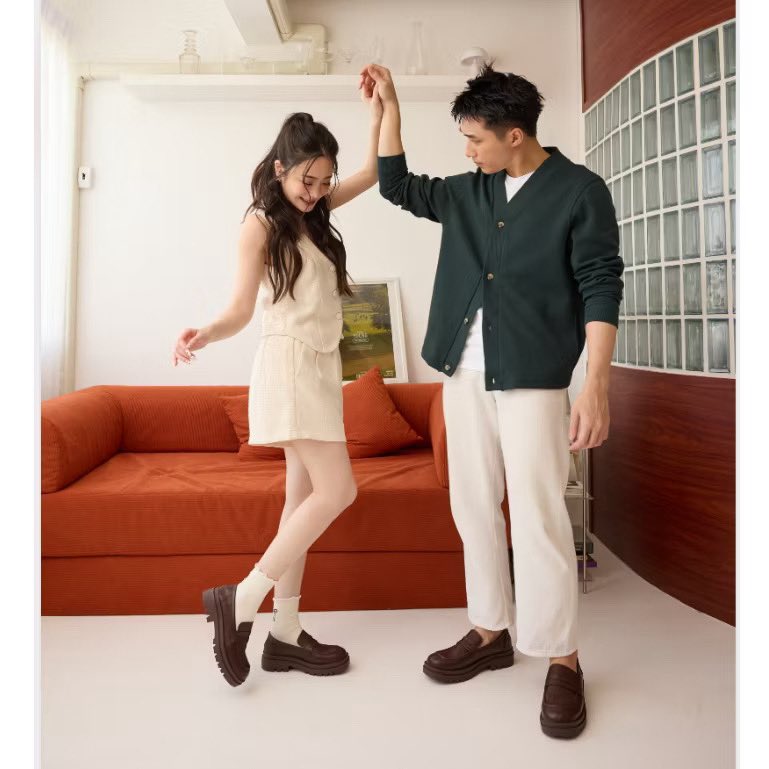 bellbaboh's tweet photo. @Inu_mk_i ร้าน minxshoe ค่ะ การันตีด้วยการเดินเที่ยวให้เซี่ยงไฮ้ดิสนีย์แลนด์ทั้งวัน ถ้าไซส์ไม่พอดีเปลี่ยนได้ภายใน 2 สัปดาห์ 

https://t.co/q40gsnnwYd https://t.co/RA8JySXc2Q