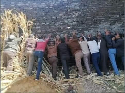 تفتكر البلد هتعدي واحنا ساندناها كده