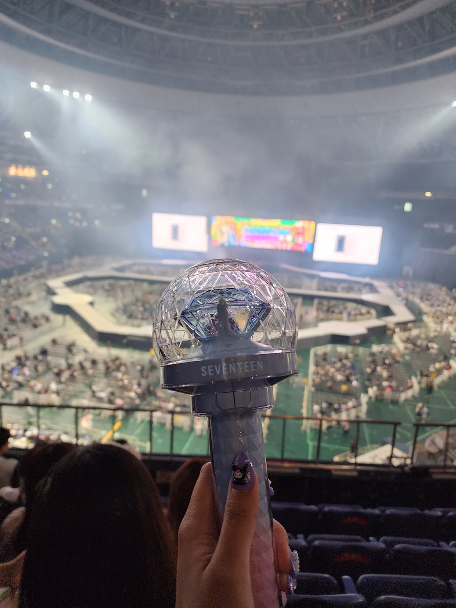 My view~ Dibale na nasa taas, kita naman buong production. 🥹

Excited for my first JP fanmeet!