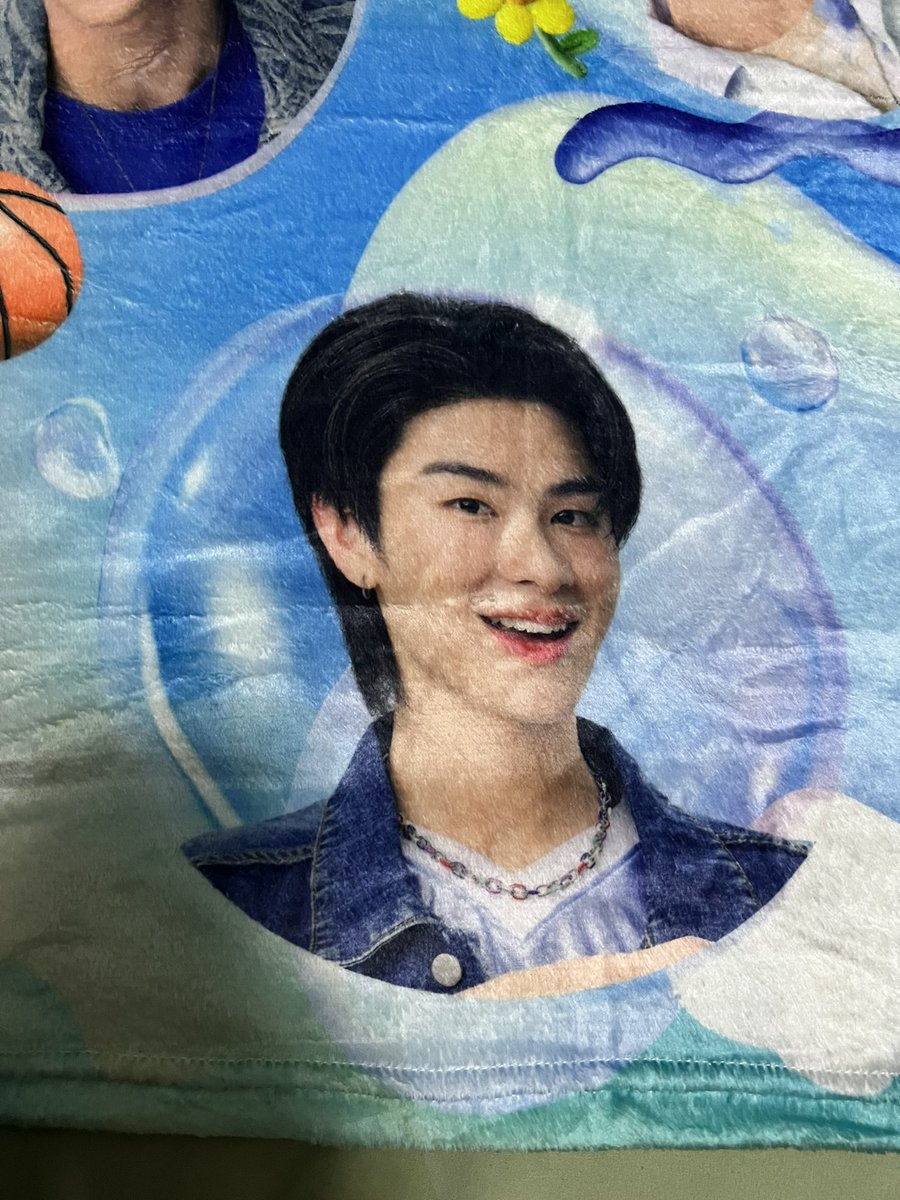 ppidcha_xx's tweet photo. สมกับที่แบกน้ำ20แพ็ค ขึ้นบันได 💦💦
ของจริงน่ารักมากกก น้องไทยหล่อมากกก 🥺😭🫶🏻

#NestlePureLifexBUS #THAIchayanon #BUSbecauseofyouisine https://t.co/mrxYyglww1