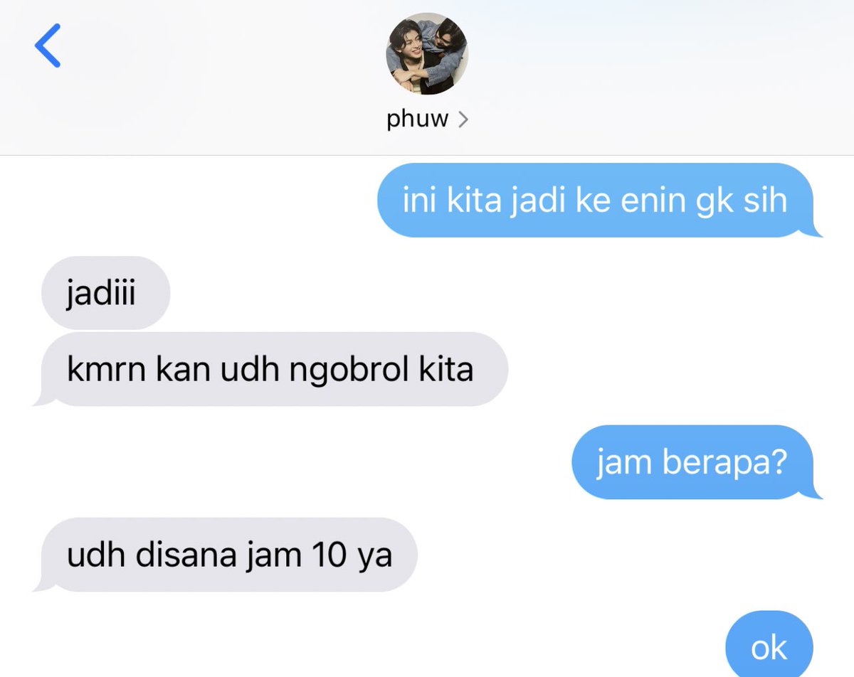 hirunrinrun's tweet photo. skynani domestic au, (ayapap universe)

edisi huru-hara saat acara keluarga https://t.co/VVEDIcEw6A