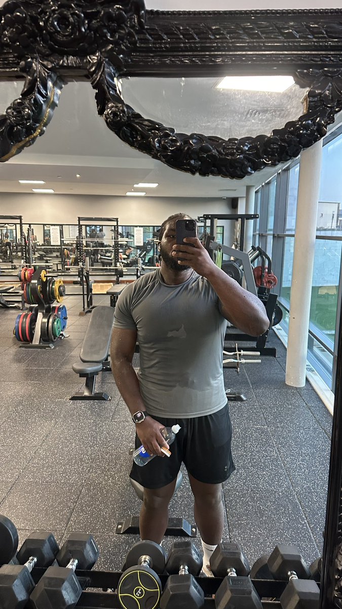 Nigerian Tarantino tweet media