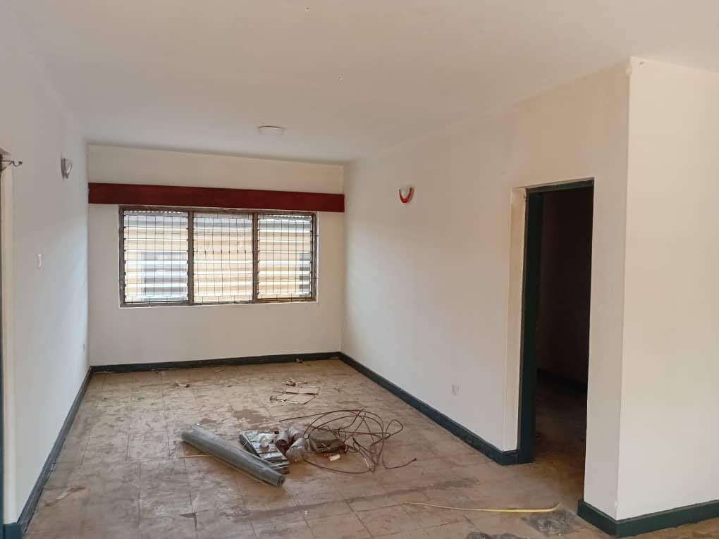 kokoandah's tweet image. We installed electrical wires, sockets, bulbs 💡 and lamp holders then began painting the entire space, room by room. A new wonder began to unfold…as gradually the space began to take shape #libraryspace #renovation #infrastructure #partnerships @DangoteGroup @Lafarge_Africa