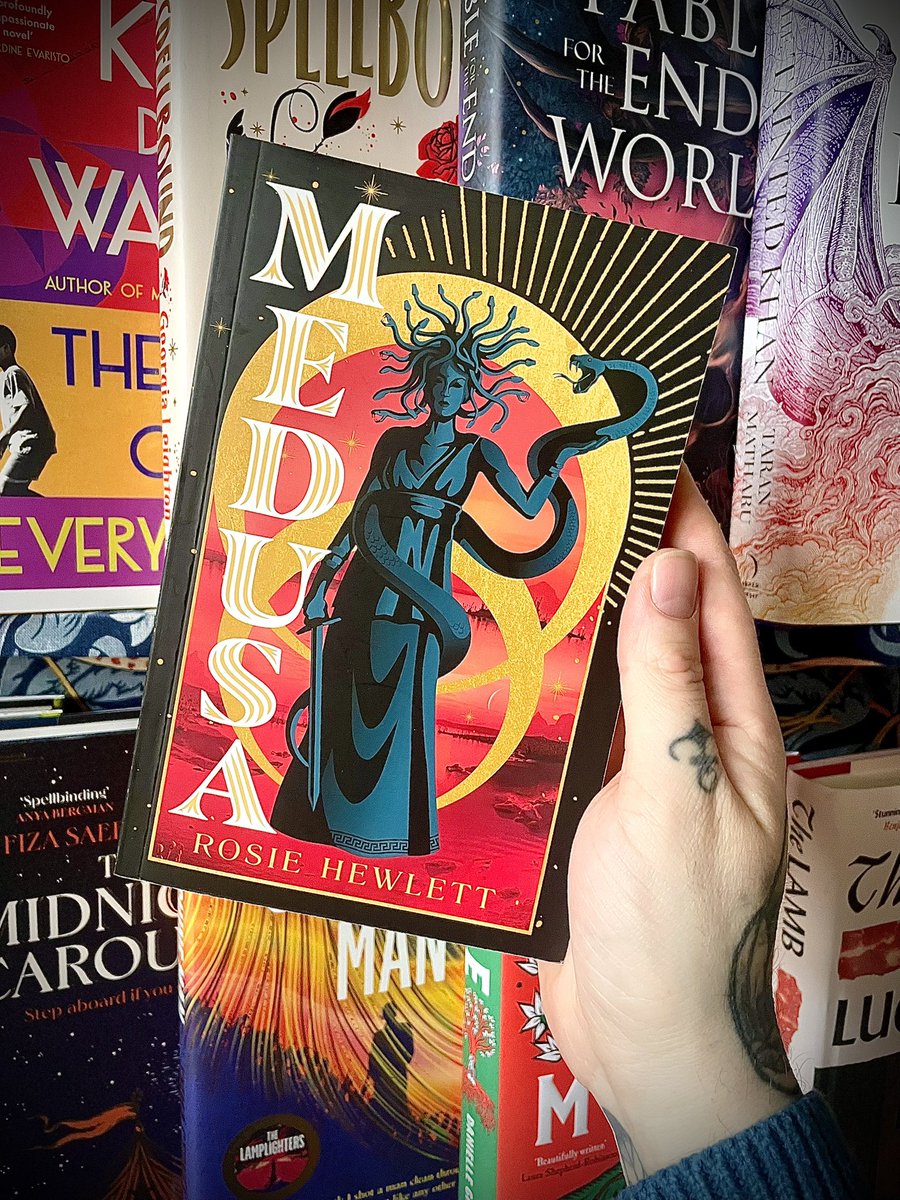 Dan-📚Bookseller/BookBlogger📚 (@dman1504) on Twitter photo 🏺 She is a stunner!!! 🏺
✨ A huge thank you to the gorgeous Rih at <a href="/PenguinHuddleUK/">Penguin Huddle</a> for this beautiful proof of #Medusa by <a href="/rosie_hewlett/">Rosie Hewlett</a> which I LOVED so much, and so happy to see it being published in September by <a href="/TransworldBooks/">Transworld Books</a> ✨
#Gifted #Bookmail 🏺 She is a stunner!!! 🏺
✨ A huge thank you to the gorgeous Rih at <a href="/PenguinHuddleUK/">Penguin Huddle</a> for this beautiful proof of #Medusa by <a href="/rosie_hewlett/">Rosie Hewlett</a> which I LOVED so much, and so happy to see it being published in September by <a href="/TransworldBooks/">Transworld Books</a> ✨
#Gifted #Bookmail