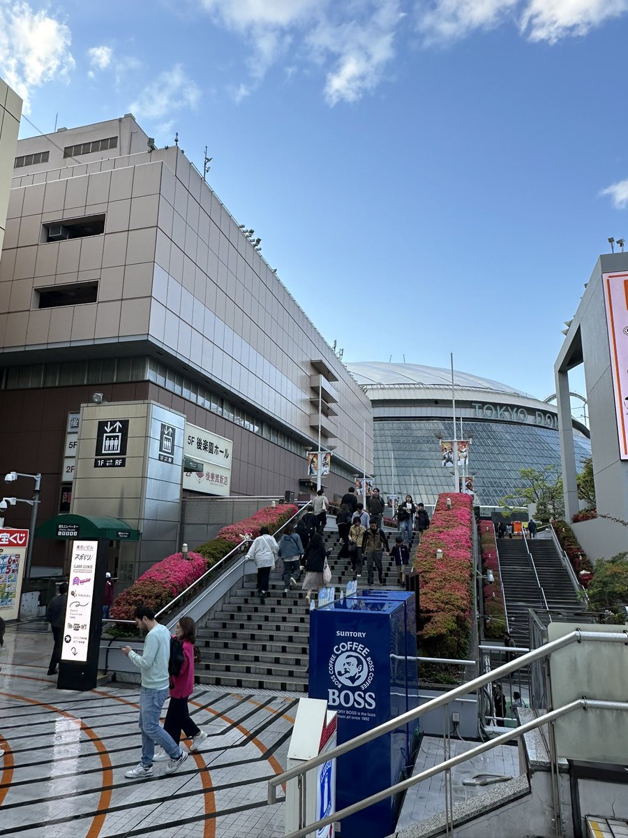 1人時間できたから後楽園ホールでキックボクシングの試合観戦🔥
はじめの一歩読んでからずっと来たかった