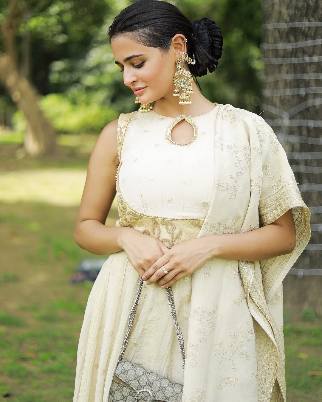 Gpclzj8bEAAKjxw?format=jpg&name=large