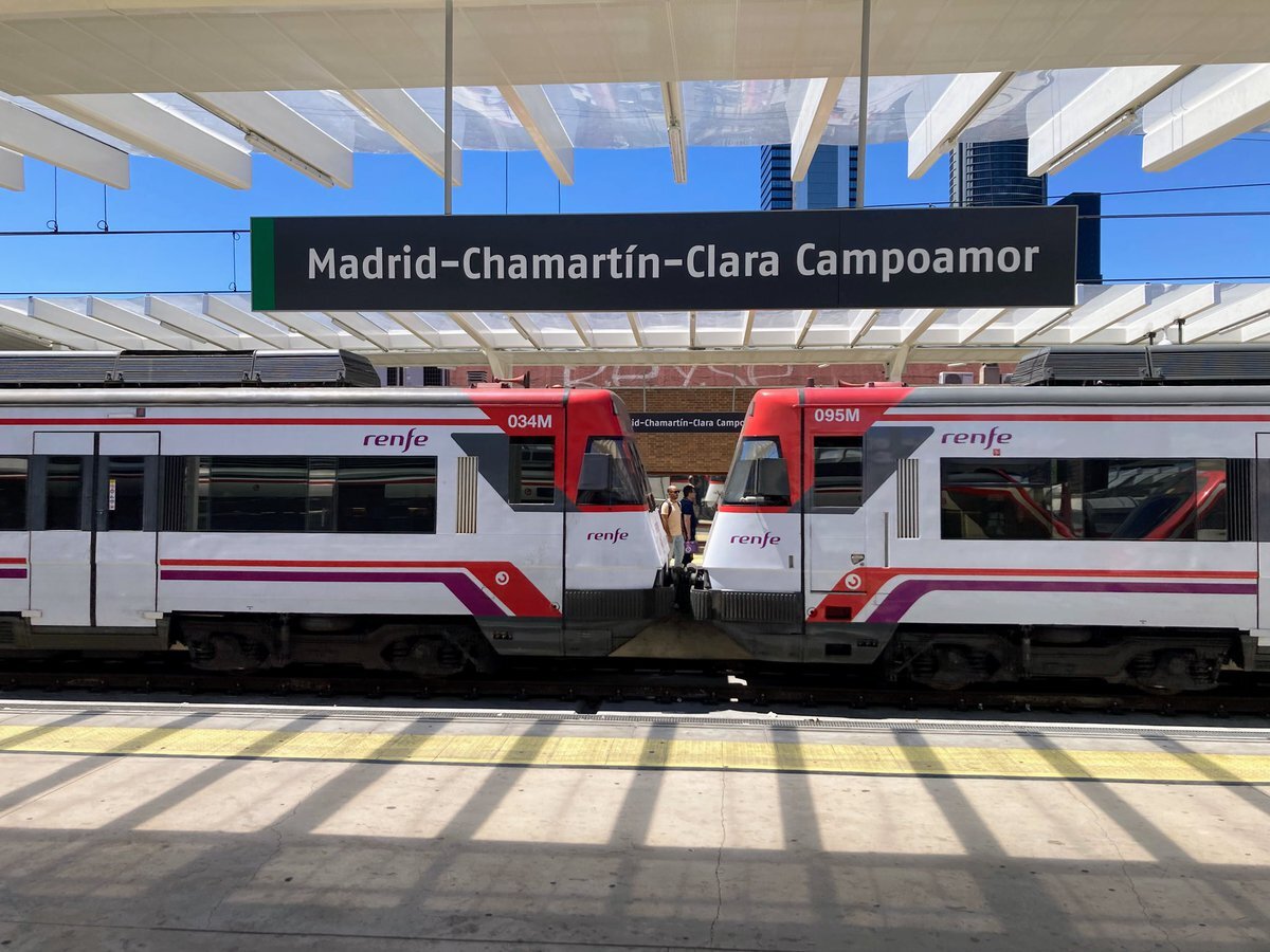 🌞 ¡Buenos días!

Recibe avisos en tiempo real sobre el estado de la red de Cercanías Madrid. Únete a nuestro canal de WhatsApp ahora y viaja informado. 📲🚆

🔗  whatsapp.com/channel/0029Va…

Fotografía cortesía de <a href="/andres_4747/">Andrés Vergara</a> , ¡muchas gracias!