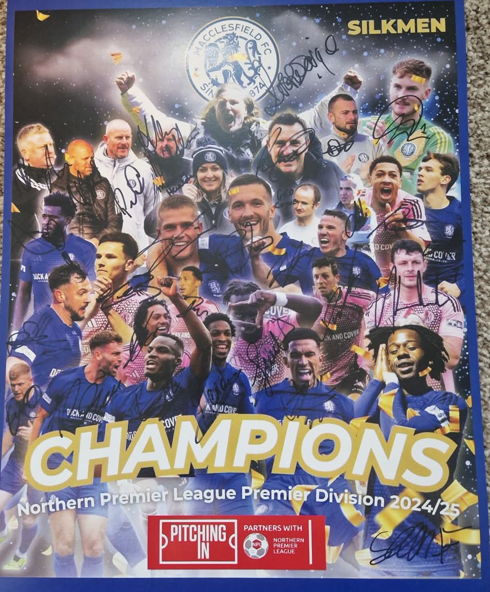 The last game of an incredible season for this record-breaking group of players 💙🏆💙 <a href="/RobbieSavage8/">Robbie Savage</a> <a href="/thesilkmen/">Macclesfield FC (C)</a>