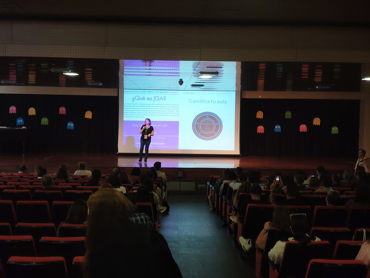 Introduccion a las #JGA25 por parte de la gran <a href="/AgoraAbierta/">Clara Cordero</a> !