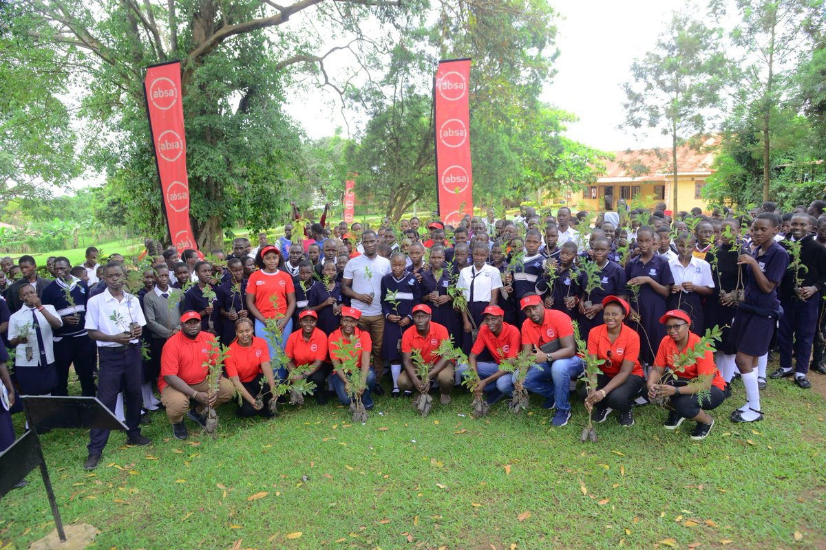Helen Nangonzi (@hnangonzi) on Twitter photo I’ve found myself reflecting on the power of small steps. Over the past few years, I’ve witnessed the power of purpose-driven action, no matter how small at first. For #WorldEarthDay earlier this week, <a href="/AbsaUganda/">Absa Bank Uganda</a> planted 1,000 trees in Nakasongola District. (Thread) I’ve found myself reflecting on the power of small steps. Over the past few years, I’ve witnessed the power of purpose-driven action, no matter how small at first. For #WorldEarthDay earlier this week, <a href="/AbsaUganda/">Absa Bank Uganda</a> planted 1,000 trees in Nakasongola District. (Thread)