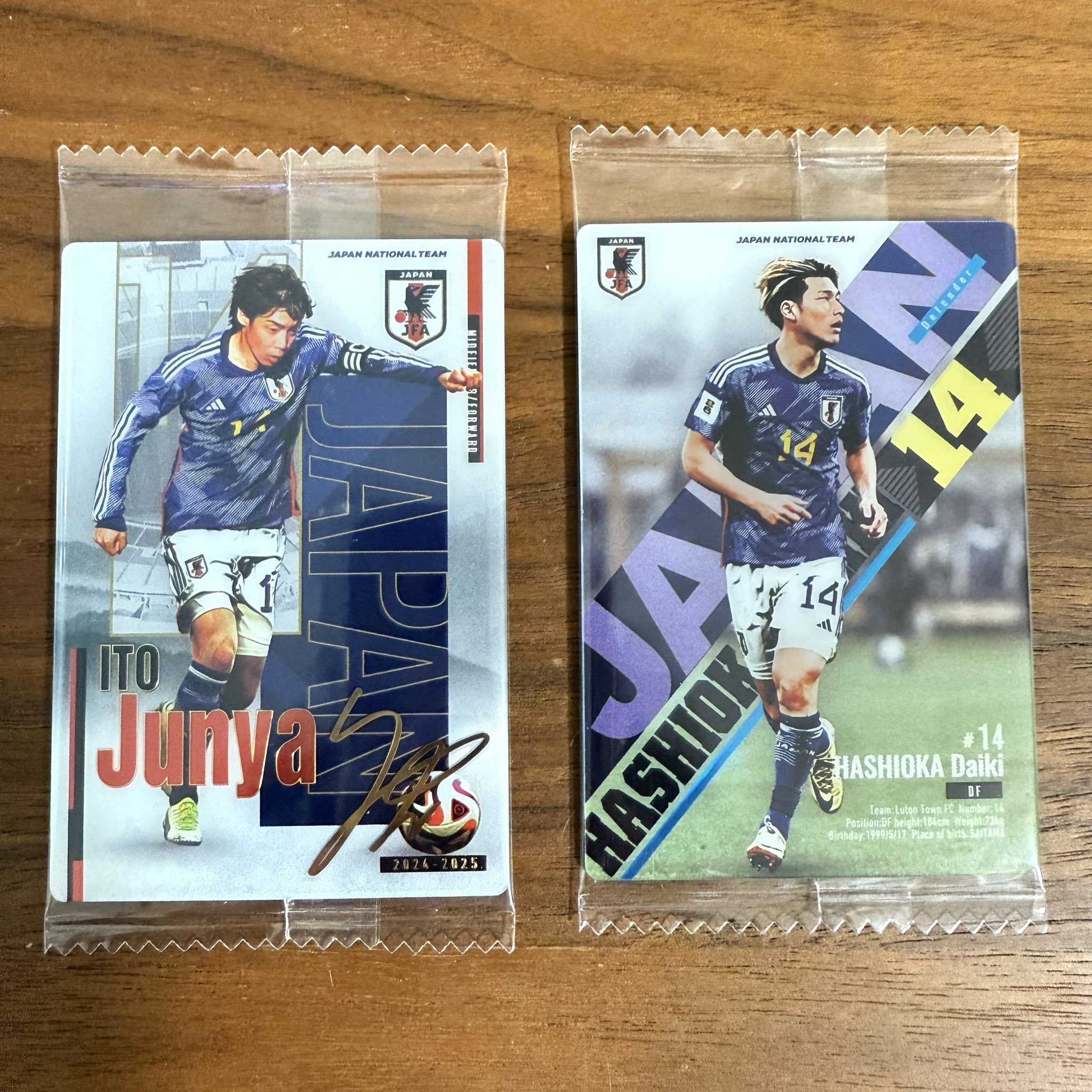 EPOCH 2024 サッカー日本代表 GEMカード か久保建英 32枚限定 epoch 2024 久保建英 GEM サッカー日本代表 - メルカリ