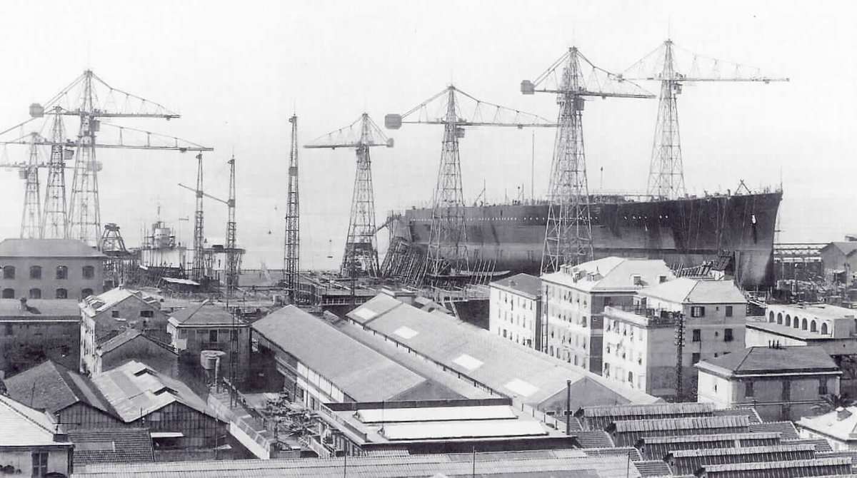 The construction of the Littorio class battleships started in 1934 and for the relatively weaker industrial strength of Italy, however this resulted in well balanced and capable warships. I talked about the technical aspects of these ships here: youtu.be/pfiAkAAlt3A?si…
#ww2