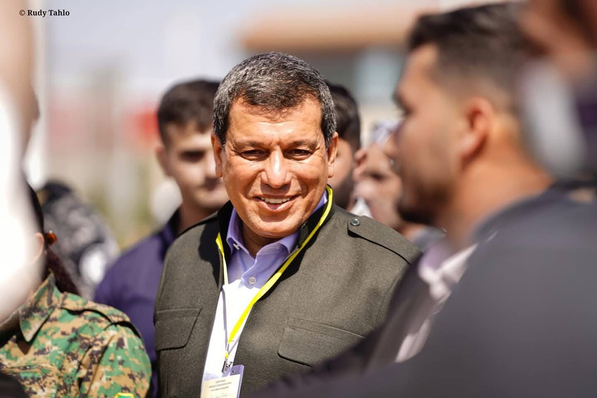 Msto_KLN's tweet photo. بدماء الشهداء وصمود شعبنا، توحدنا. الكُرد في سوريا جسد واحد، قلب واحد، وإرادة لا تنكسر وأقوى من كل الصعاب.
#KurdishConference https://t.co/psUL6Wqm3v