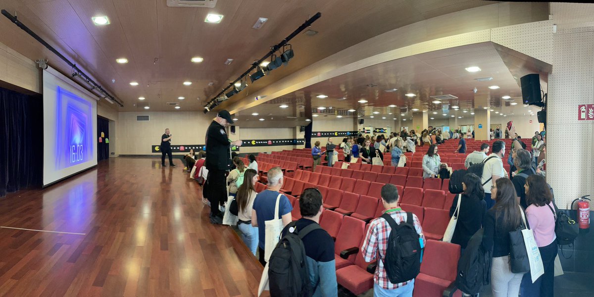 Caos contra el villano en las #JGA25