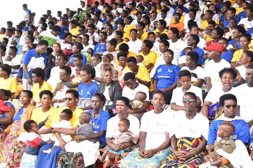 ACDEF_257's tweet photo. 4 ans après son existence, le #PAEEJ affiche un bilan positif auprès des #jeunes burundais. Selon une étude menée par le SATRACO, 81,7 % de jeunes se déclarent satisfaits des actions menées par le PAEEJ alors que seuls 18,3 % émettent quelques critiques.
#acdef
#Burundi https://t.co/iK1MFwXkKp