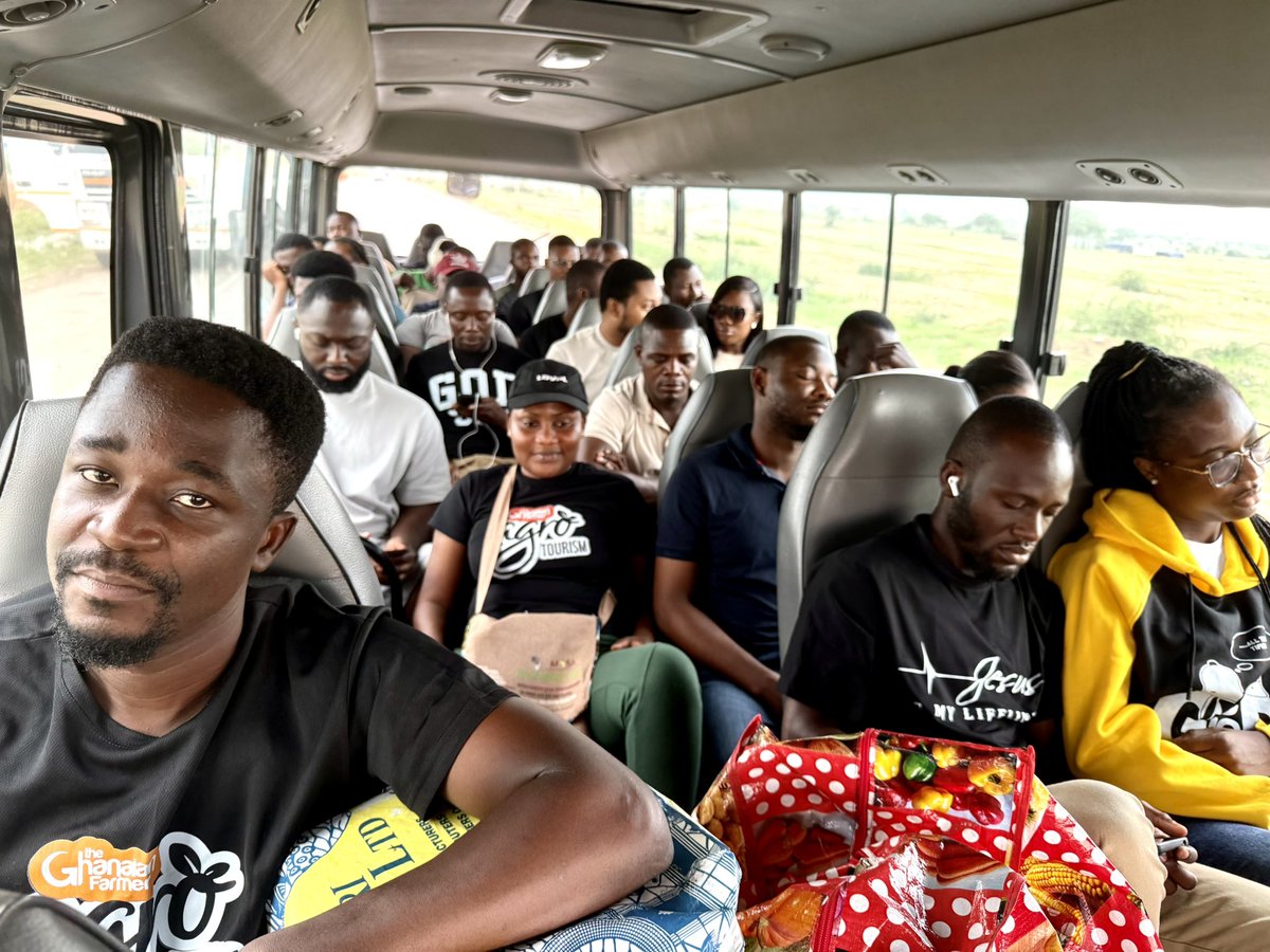 EnyonamManye's tweet photo. ALL ABOARD!
Our bus is packed and ready to roll! We're headed to the farm for an unforgettable Agro Tourism experience!
Stay tuned for updates from the field! #AgroTourism #FarmBound #FullBusFull https://t.co/5sdwv1QiM2