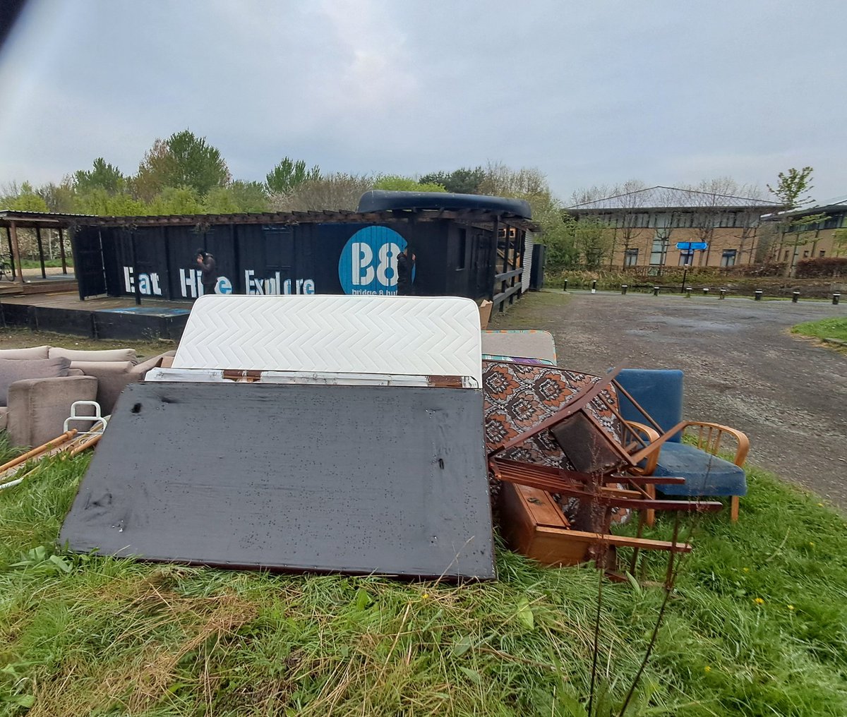 Sean Barry (@bridge8hub) on Twitter photo Hi <a href="/edinhelp/">Edinburgh Council Help</a>, we have been and tidy up ##flytipping <a href="/Bridge8Hub/">Sean Barry</a>. Please can you update on removal Hi <a href="/edinhelp/">Edinburgh Council Help</a>, we have been and tidy up ##flytipping <a href="/Bridge8Hub/">Sean Barry</a>. Please can you update on removal