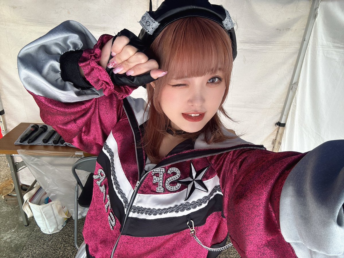 SFS_mai's tweet photo. 本日『第3回 SHONAN こばフェス』ありがとうございました😆🩵

ずっと楽しみにしていた湘南！野外！いつも見てくれる方も、その場に立ち止まってくださっていた方もみんなで盛り上がって最高の時間だったーー！いっぱい盛り上げてくれて本当にありがとう🥹✨ライブ楽しい、、♡
#SFS #ストフェザ https://t.co/erq3eK3hhV