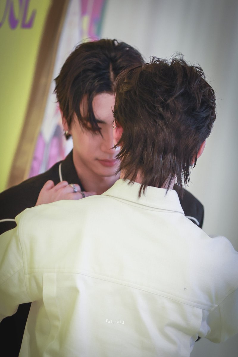 oasinus's tweet image. เกิดอะไรขึ้นคะ  

PERTHSANTA AT COMMAAND

#CommaAndxPerthSanta
#CommaAndBeYourOwnMuse

#KDPPE #PerthTanapon 
@perthppe 
#Santapp  @Ppsanta