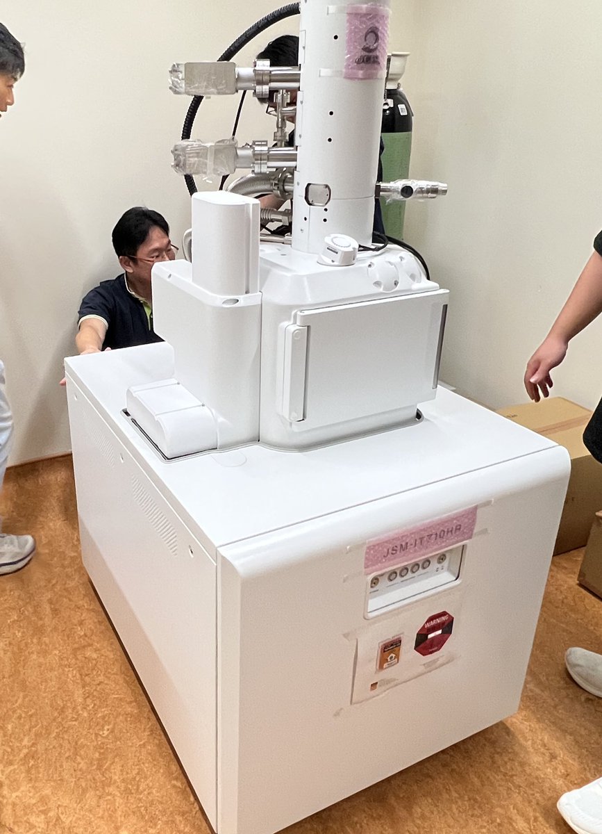 A new toy in the Unit! Looking forward to establishing the vEM workflow here.. coming soon…,