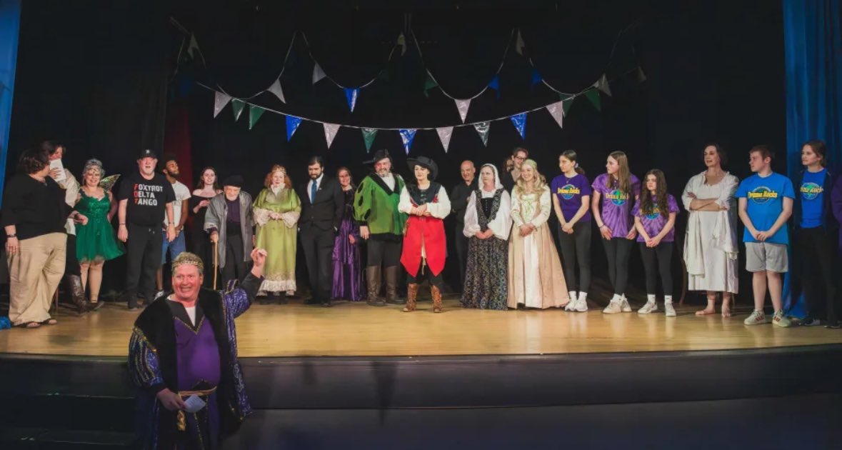 The vitality and character of our city comes in part from a thriving arts community. I was proud to join so many artists and actors at the Albany Barn not only to celebrate William Shakespeare's birthday, but to promote a flourishing arts scene in #Albany.