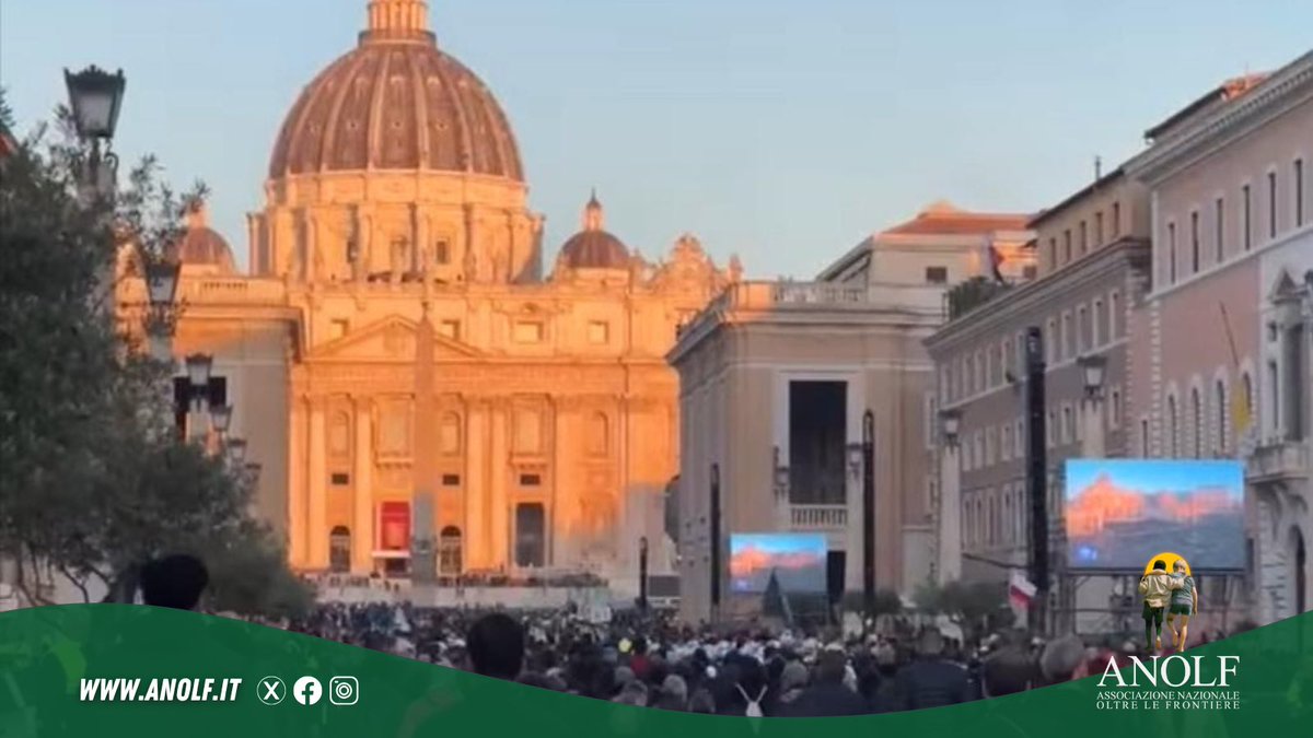 La Presidenza Nazionale ANOLF in Piazza San Pietro per un ultimo saluto a Papa Francesco 💚
<a href="/mariailenarocha/">Marilena</a> Grazie per aver promosso la fratellanza tra i popoli 🤝 e il dialogo interreligioso ☮️
Il tuo esempio vivrà per sempre ❤️
#PapaFrancesco #ANOLF