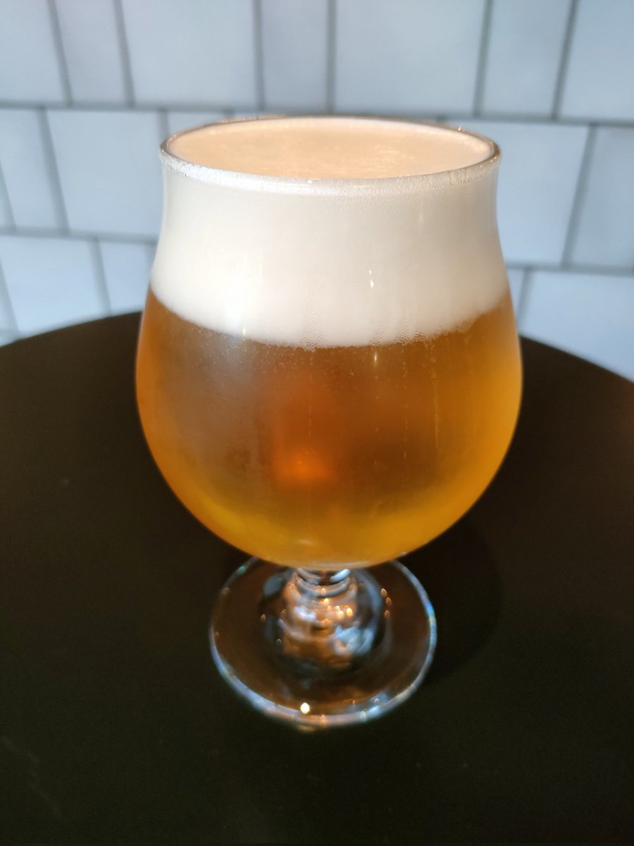 川崎の『saunahouse』行ってきた。
適度な混み具合で5つのサウナを満喫できた🤤

最大高低差4.4mのジャングルジム感のあるSAUNA3がテンション上がった。
さすがに5時間はいないけど、色んな種類のサウナを満喫してレストランでまったりお酒を飲むのは良いかも🍺