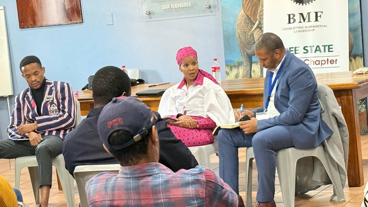 The BMFsc University of Free State branch hosted their event under the theme: Road to Managerial Leadership and Socio-Economic Transformation. The event was graced by the presence of the BMF Deputy President Lilly Moabi and the @bmffs Chairperson, Lucky Thamsanqa Madikane (Dr).