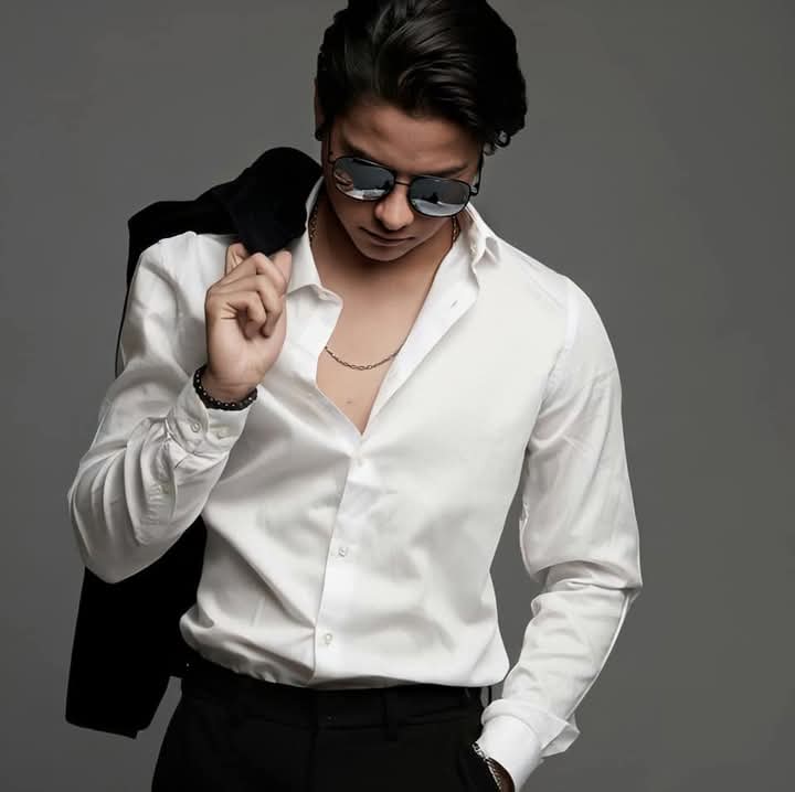 LorynPinero's tweet photo. Wishing u a day filled w love &amp; laughter.May this new chapter bring u more success,happiness, &amp; unforgettable moments.Cheers to more yrs of inspiring us w your talent &amp; passion.

THREE SUPREME DECADES
#DJP30BlessedYears 
@imdanielpadilla https://t.co/eSvv3DL7my