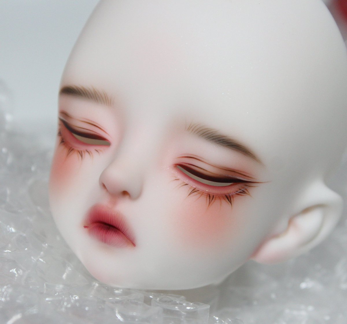 W (작업중) tweet media