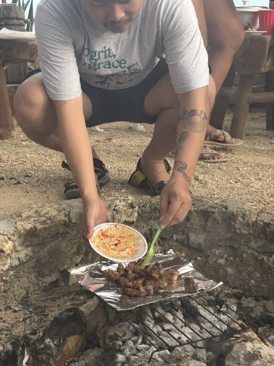 maybe salawaki tweet media