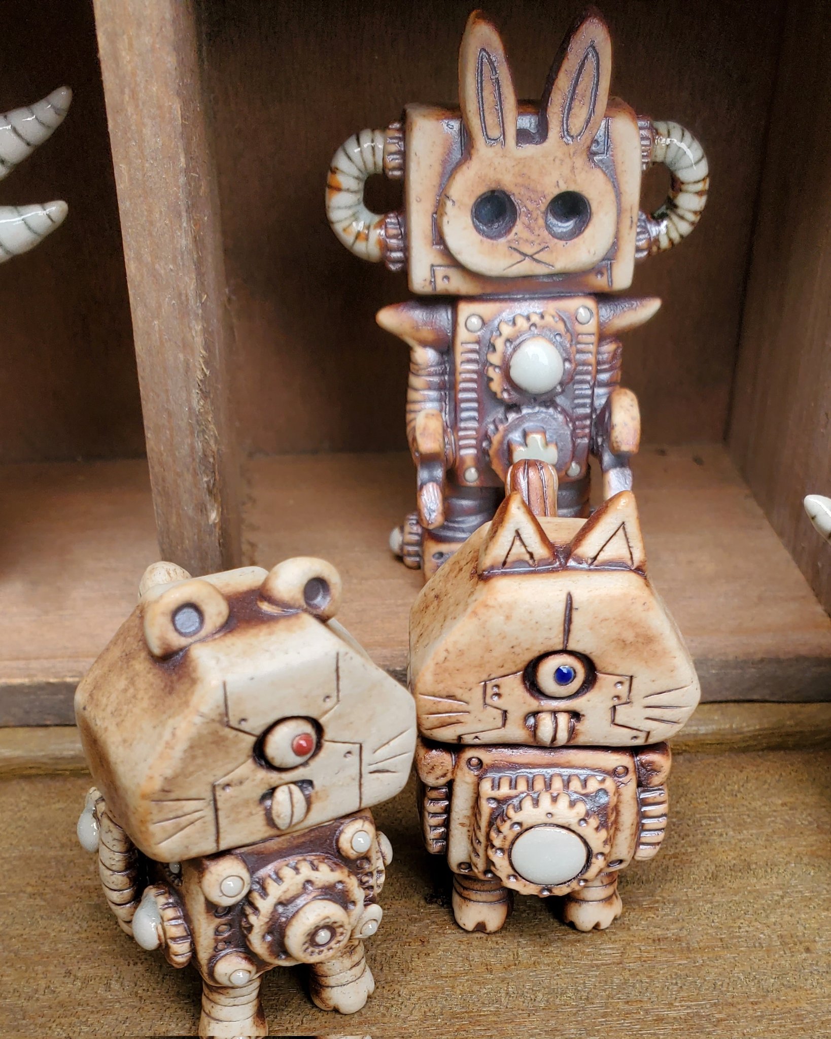 ロボット 陶器 大嶋哲郎 (@techugorou) / X