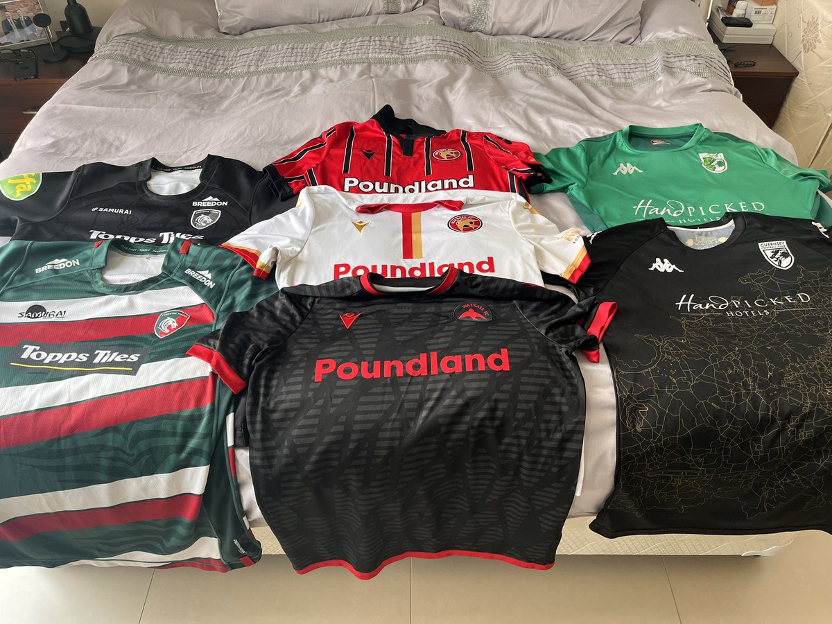 ChilternLlama's tweet image. Well I’ll try anything for a bit of luck. All kicking off at the same time. Come on @LeicesterTigers @WFCOfficial @GuernseyFC 
Tigers need a win to continue push for Top 4, Saddlers need to get a win for any hope of top 3, GFC need win to have a chance to stay up. Come on lads!