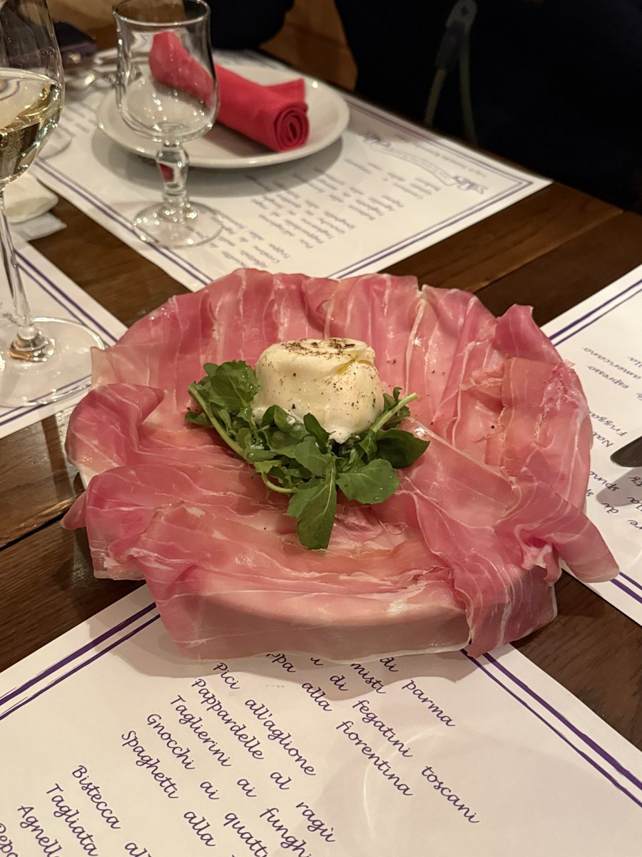 tomopiii____'s tweet photo. 過去一のイタリアン見つけた...。
1ヶ月先まで満席で、写真のやつ、全部ボリュームやばくない？www
本気で楽しむなら、絶対に4人以上で。 https://t.co/sgGwZ11GC6
