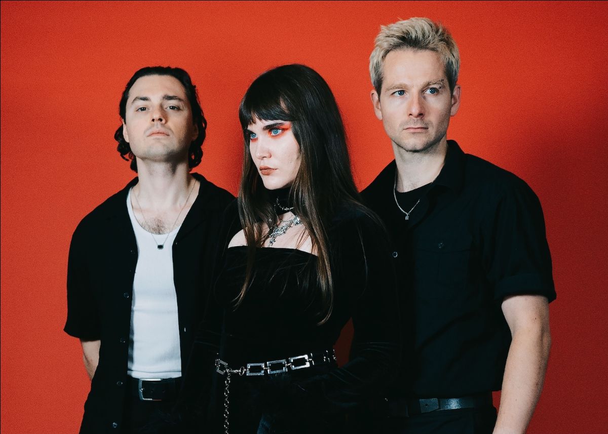 Distorted Sound (@distorted_mag) on Twitter photo Watch a new music video from <a href="/calvalouise/">Calva Louise</a> here on Distorted Sound! <a href="/Mascot_Records/">Mascot Records</a> distortedsoundmag.com/calva-louise-r⦠Watch a new music video from <a href="/calvalouise/">Calva Louise</a> here on Distorted Sound! <a href="/Mascot_Records/">Mascot Records</a> distortedsoundmag.com/calva-louise-rā¦