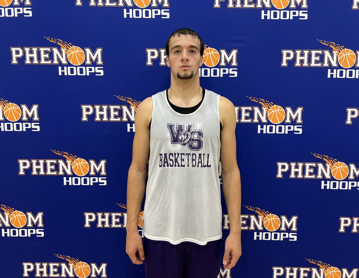 6’5 ‘25 Alex Pissis (Lions Unsigned) is playing with intensity and motivation. Hitting jumpers, finishing at the rim, and offering his usual amount of toughness. Bouncy, physical athlete with the ability to overwhelm opponents with his motor and athleticism #PhenomHardwoodClassic