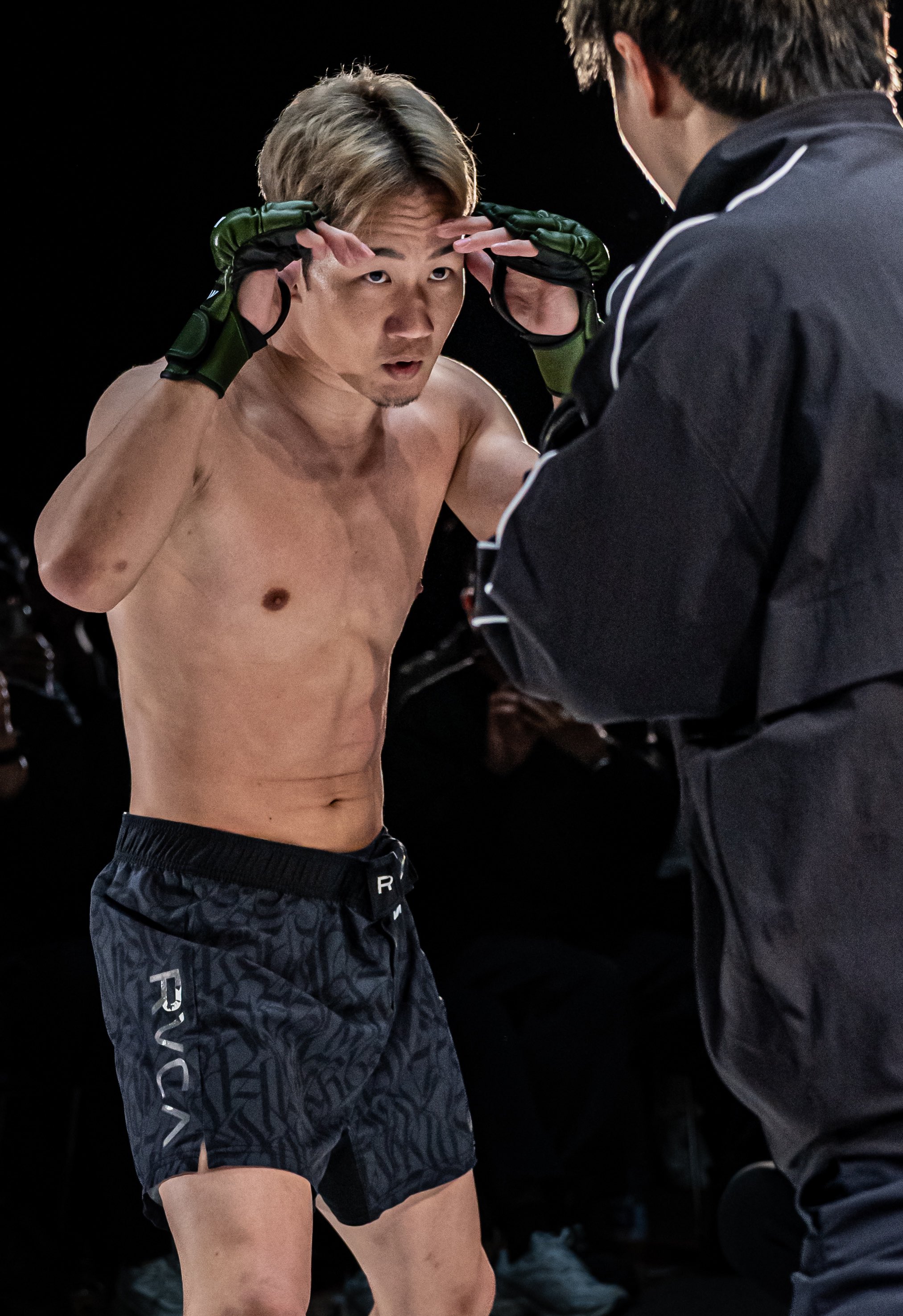 UFC トレーニングウェア venum ジャージ　rizin 朝倉未来 UFC公式 朝倉海選手【UFC】ファイトナイト フルジップジャケット
