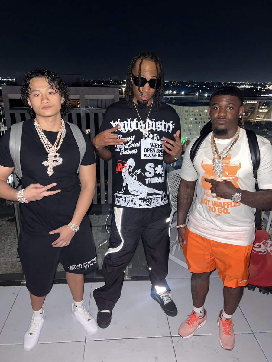 KiddKashmen's tweet photo. Better go wit yo move or jus get out the way ✅
#NewDallas x #Texxposed 🤞🏽
@zeethewizard 
@himothychung
Dallas https://t.co/Yr42lE7BRl