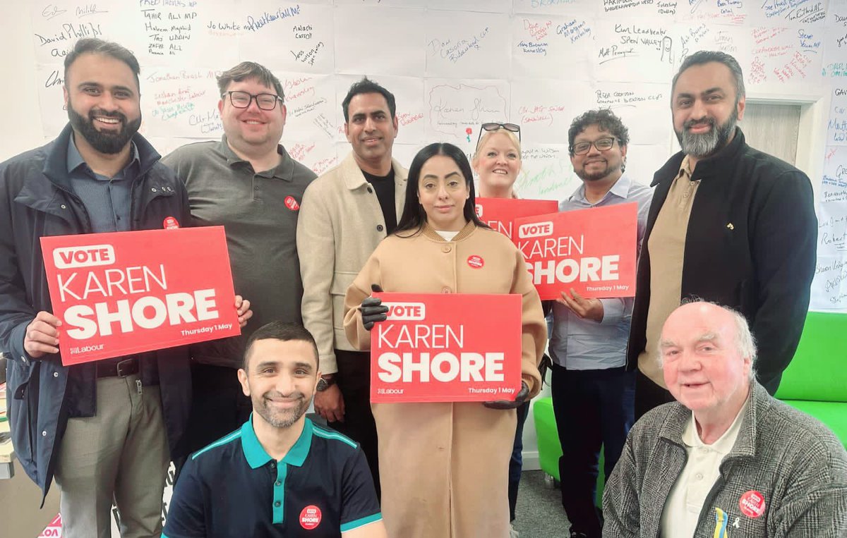 Great to be out in Runcorn &amp; Helsby speaking to voters before the election on Thursday with the <a href="/oldhamlabour/">Oldham Labour Group</a> team. Lots of people telling us that they know Karen Shore is the best person to be their next MP